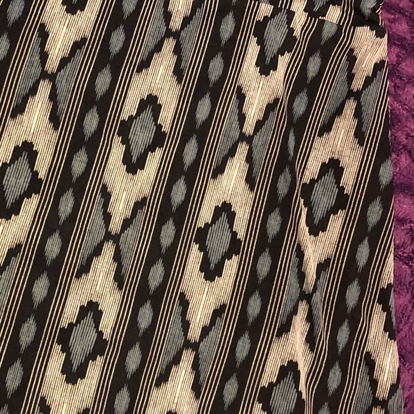 Pattered Reversible Skirt - Picture 2 of 5